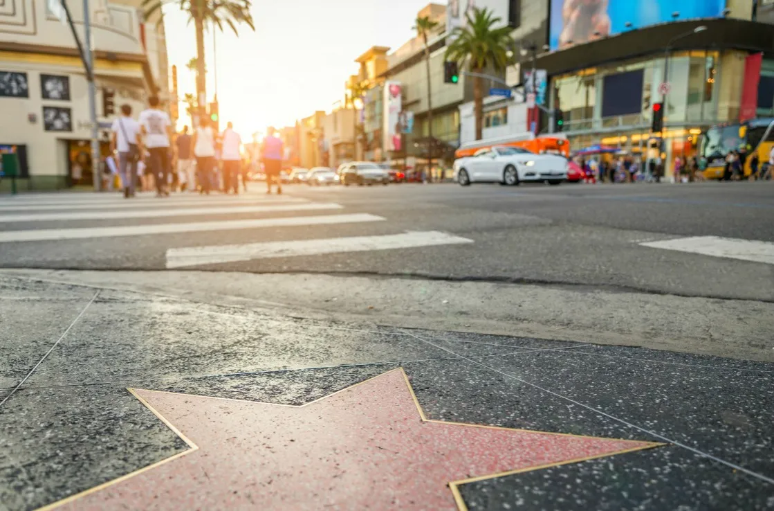Hollywood_walk
